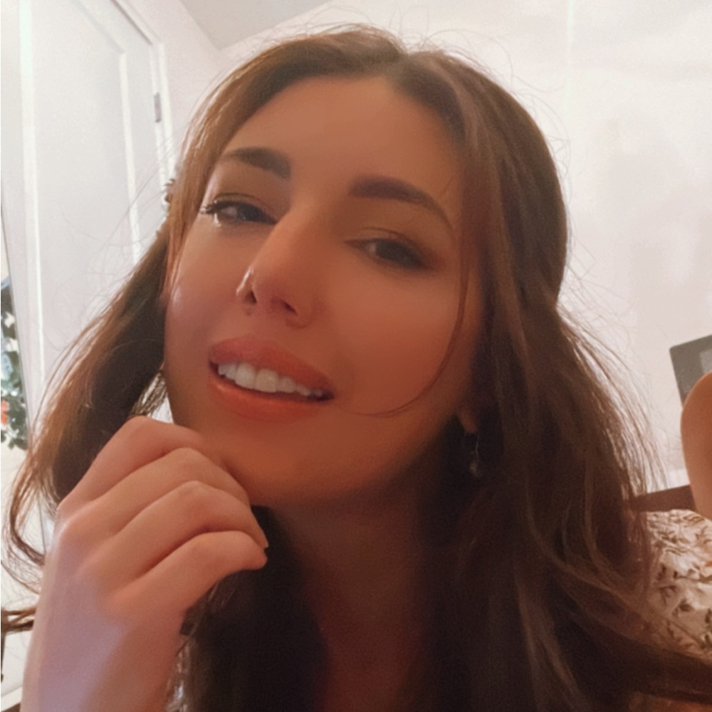 Meet your Posher, Brandi